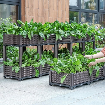 Le modèle tissé noir a élevé le planteur en plastique que la boîte 42*42*20cm installent simplement